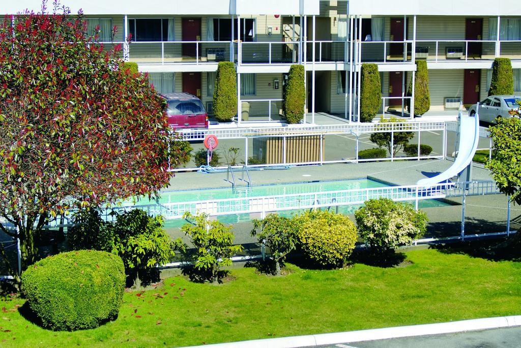 Grouse Inn West Vancouver Dış mekan fotoğraf